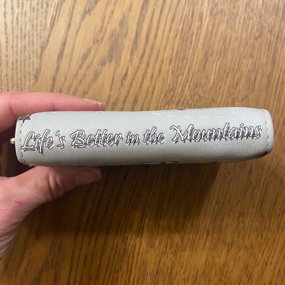 Outdoor theme wallet - Picture 3 of 5